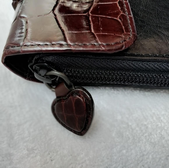 Brighton | Two Toned Leather Black & Brown Silver & Gold Tri-Fold Wallet - Picture 4 of 14